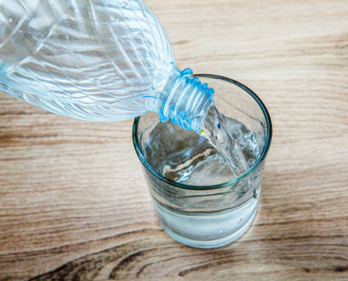 L'acqua fa davvero dimagrire?